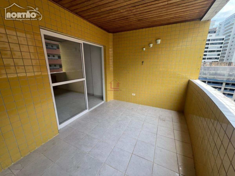 APARTAMENTO A VENDA NO CANTO DO FORTE EM PRAIA GRANDE/SP