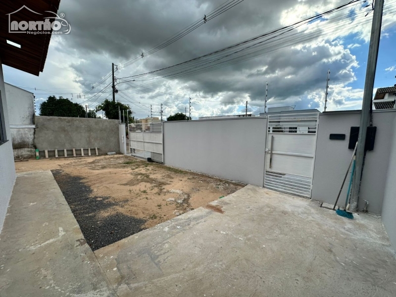 Casa, 3 quartos, 71 m² - Foto 2