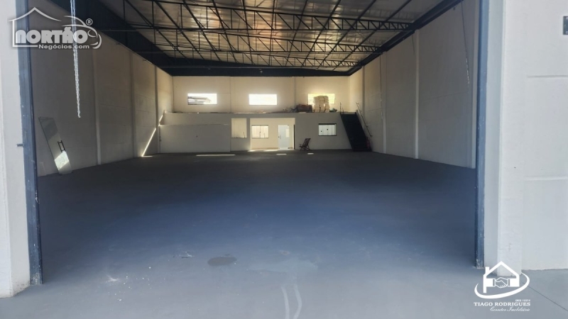 Casa, 650 m² - Foto 2