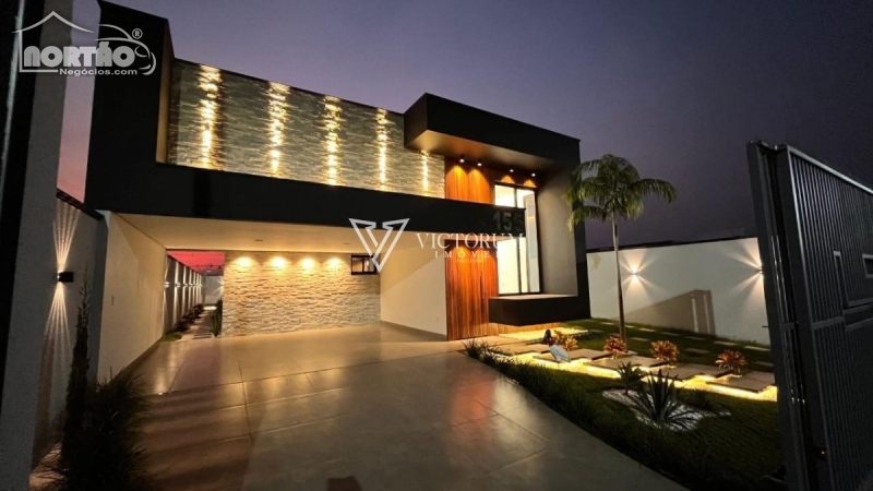 CASA A VENDA NO RESIDENCIAL PARIS EM SINOP/MT