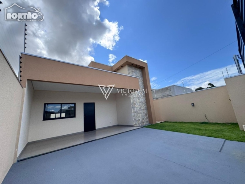 Casa, 3 quartos, 121 m² - Foto 2