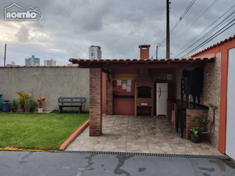 Apartamento a venda no CANTO DO FORTE em Praia Grande/SP