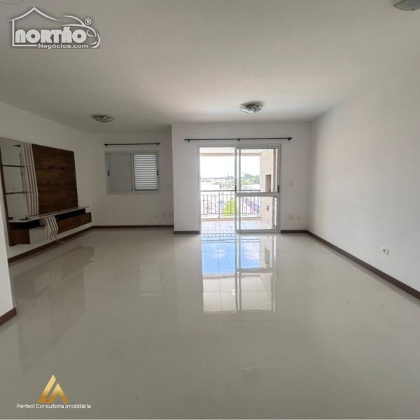 Casa, 4 quartos, 105 m² - Foto 3