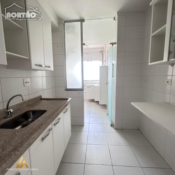 Casa, 4 quartos, 105 m² - Foto 4