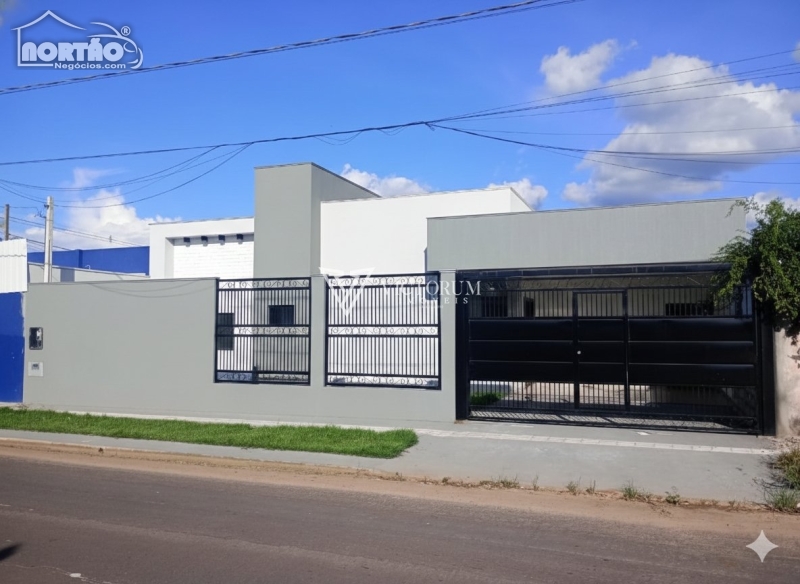 CASA A VENDA NO JARDIM VENEZA EM SINOP/MT