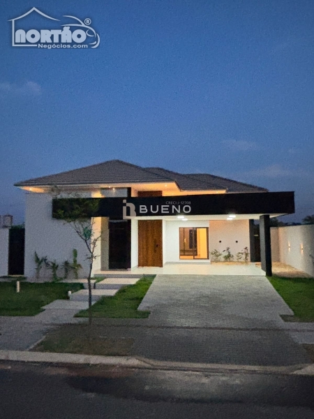 CASA a venda no CONDOMINIO PLATINI URBAN PARK em Sinop/MT