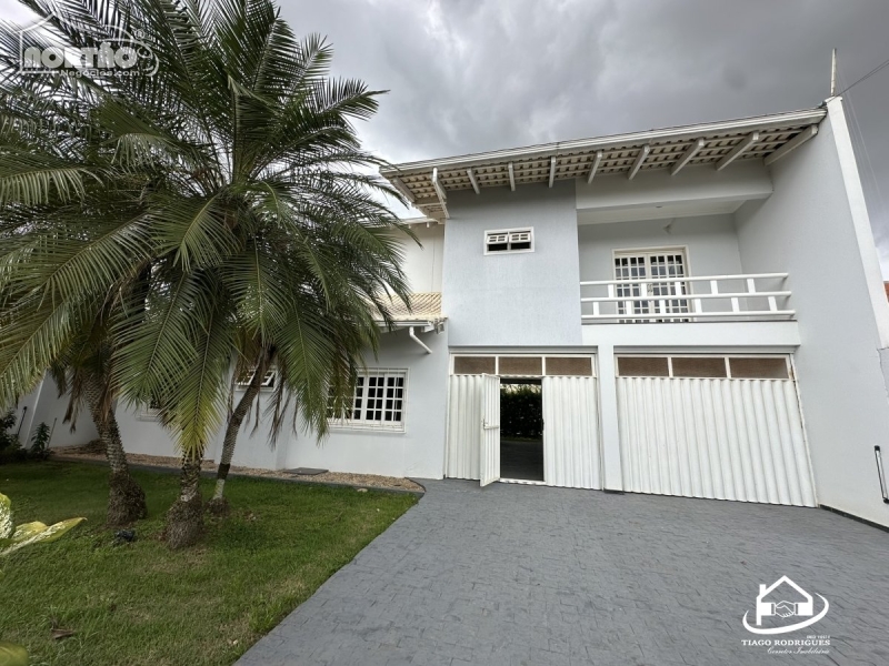 Casa, 3 quartos, 324 m² - Foto 3