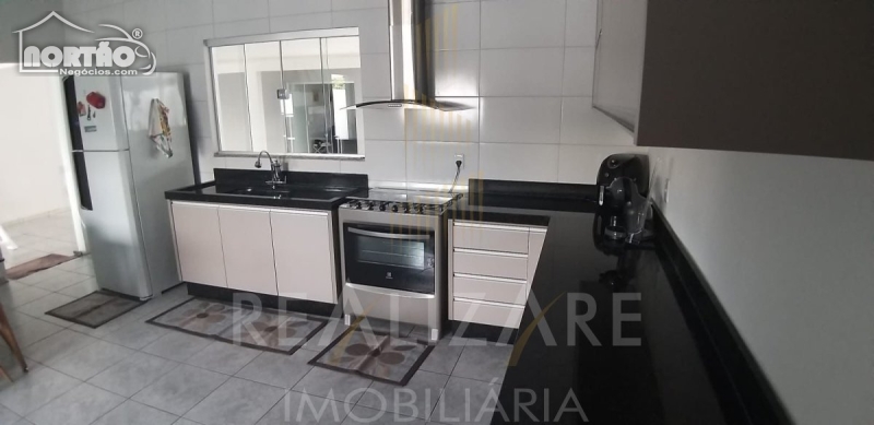 Casa, 4 quartos, 200 m² - Foto 6