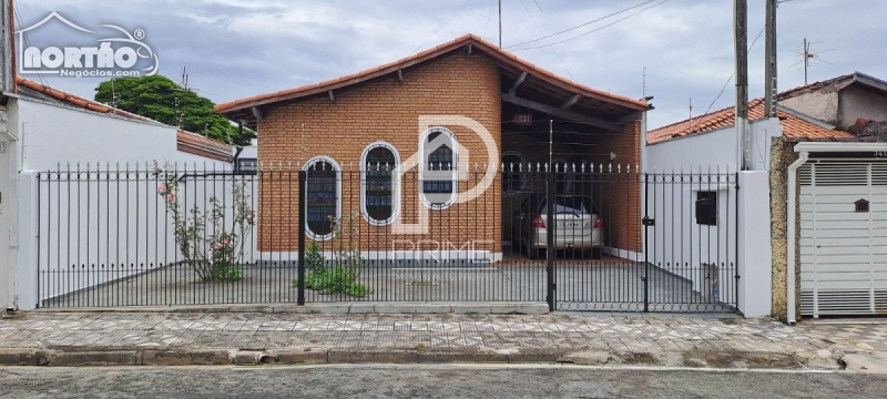 CASA a venda no JARDIM ANA EMILIA em Taubaté/SP