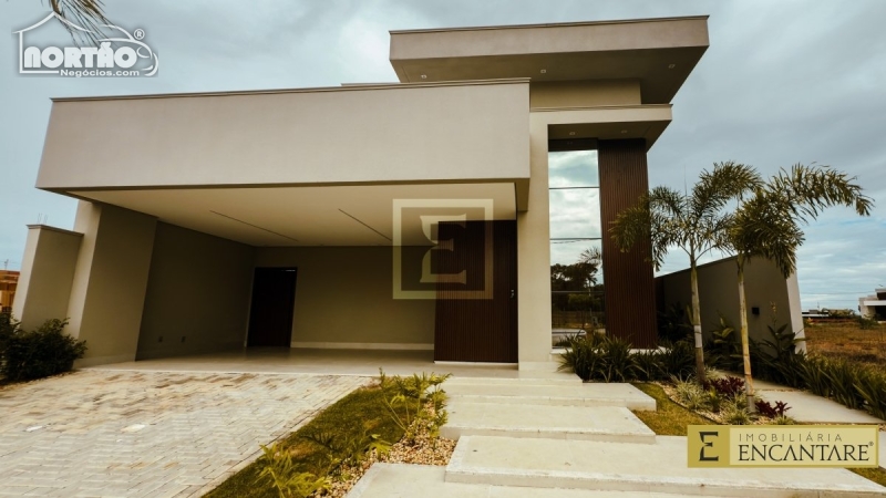 CASA A VENDA NO CONDOMÍNIO AQUARELA DOS POEMAS EM SINOP/MT