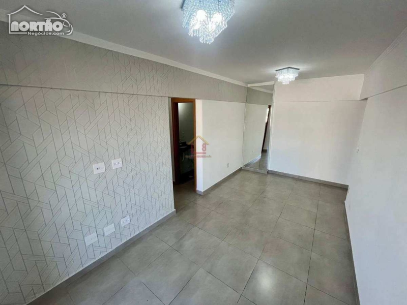 APARTAMENTO A VENDA NO GUILHERMINA EM PRAIA GRANDE/SP