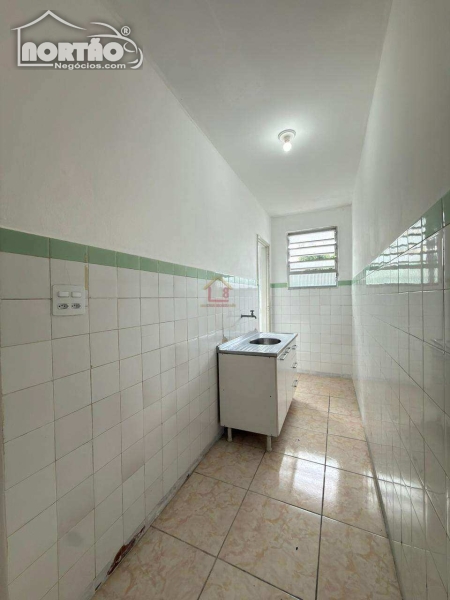 Apartamento a venda no BOQUEIRÃO em Praia Grande/SP