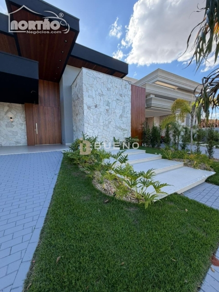 CASA a venda no CONDOMÍNIO FECHADO ALAMEDA DAS CORES em Sinop/MT