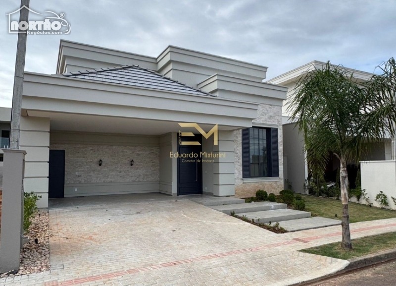 CASA a venda no AQUARELA DOS POEMAS em Sinop/MT