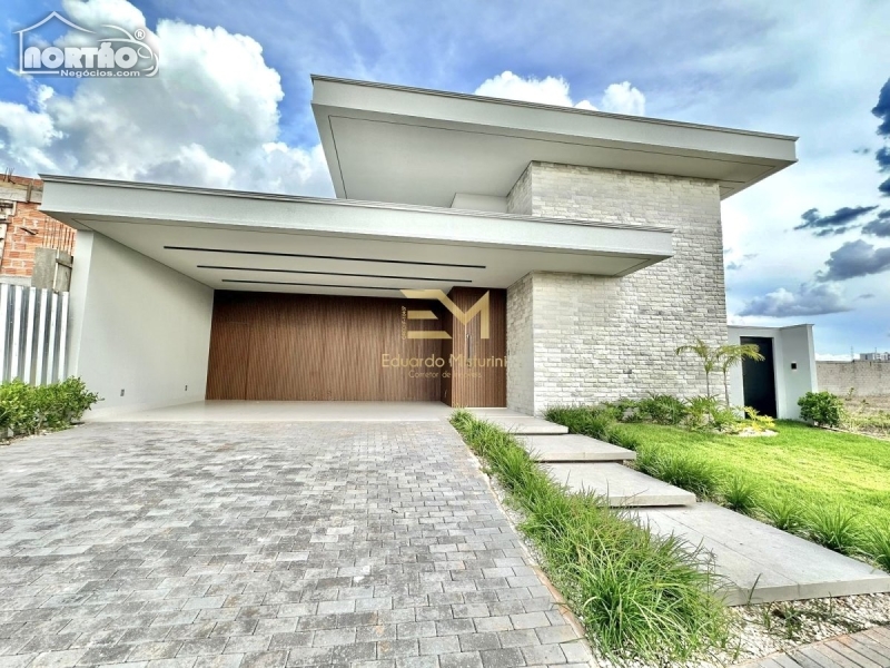 CASA a venda no AQUARELA DOS POEMAS em Sinop/MT