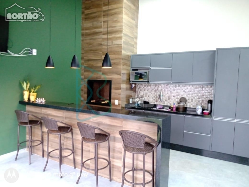 Casa, 4 quartos, 165 m² - Foto 3