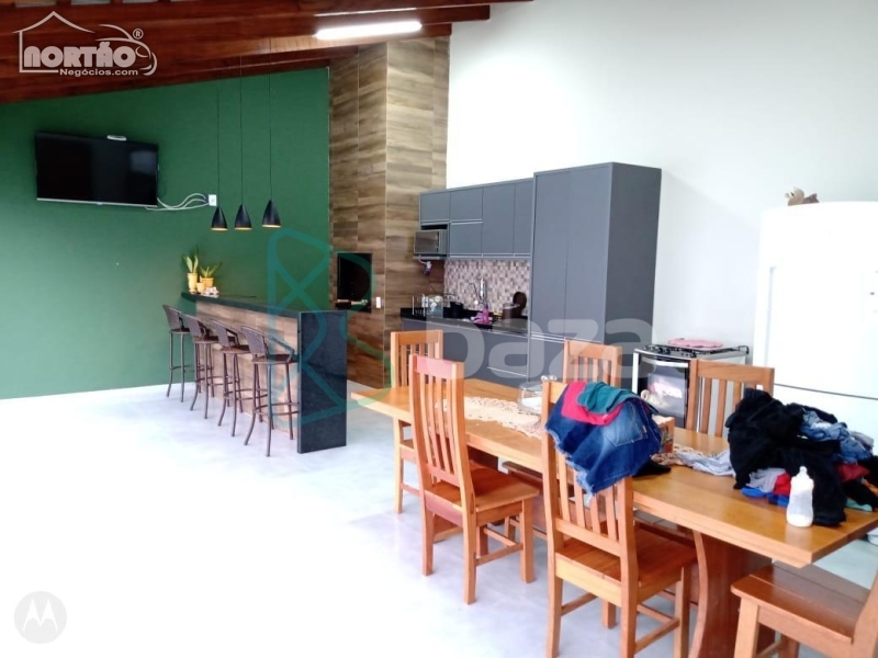 Casa, 4 quartos, 165 m² - Foto 4