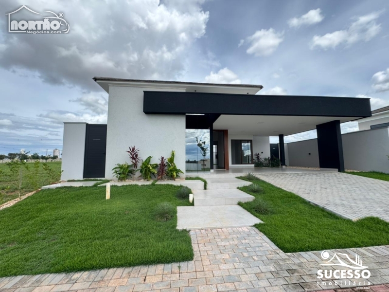 CASA a venda no CONDOMINIO PLATINI URBAN PARK em Sinop/MT