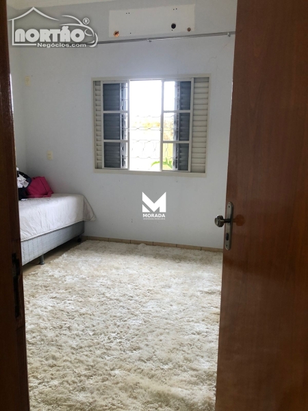 Casa, 3 quartos, 260 m² - Foto 2