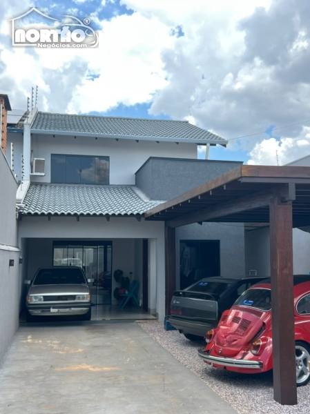 SOBRADO A VENDA NO JARDIM MARINGÁ 2 EM SINOP/MT