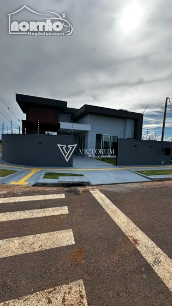 CASA a venda no PARQUE DO LAGO em Sinop/MT