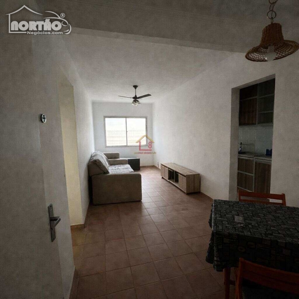 APARTAMENTO A VENDA NO BOQUEIRÃO EM PRAIA GRANDE/SP