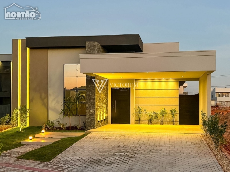 CASA A VENDA NO CONDOMÍNIO AQUARELA DOS POEMAS EM SINOP/MT