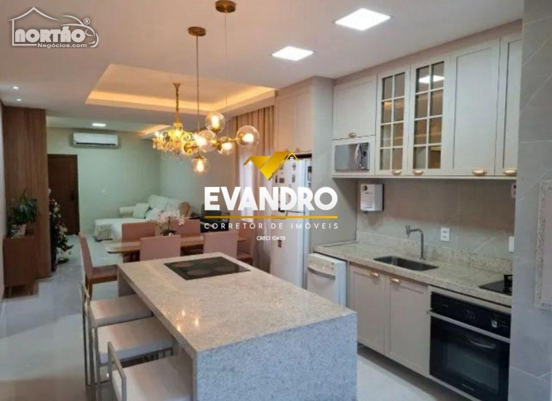 CASA A VENDA NO CONDOMÍNIO PRIMOR DAS TORRES EM CUIABÁ/MT