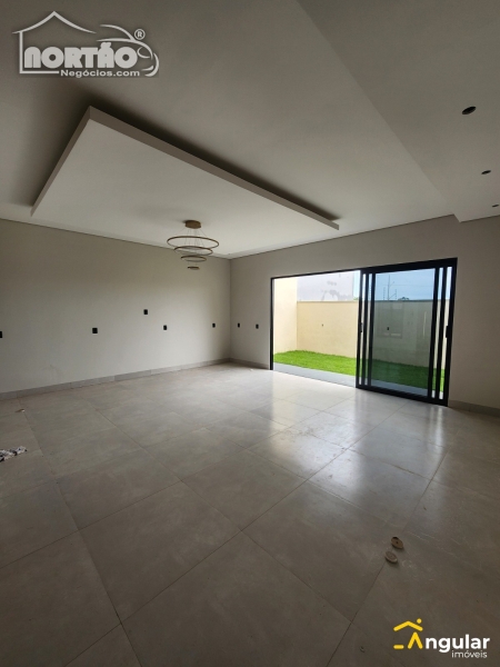 CASA a venda no QUATRO ESTAÇÕES BOULEVARD em Sinop/MT