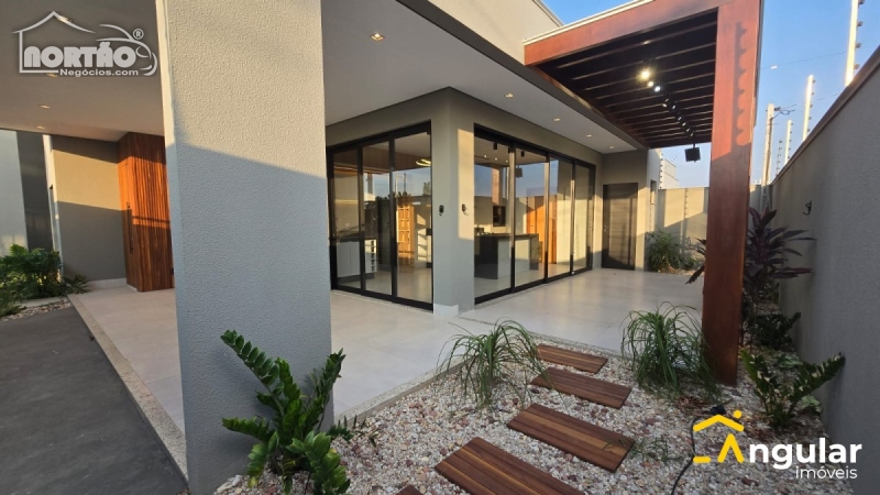 CASA a venda no RESIDENCIAL DEVILLE em Sinop/MT