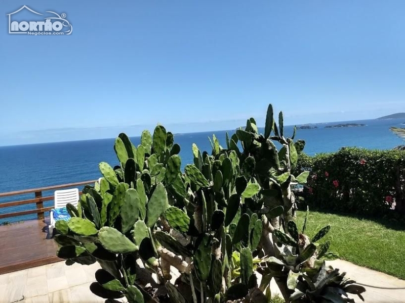 CASA A VENDA NO GERIBÁ EM ARMAÇÃO DOS BÚZIOS/RJ