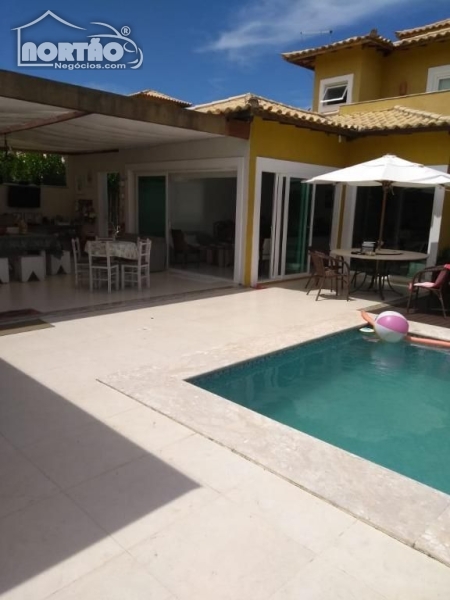 CASA A VENDA NO CENTRO (MANGUE) EM ARMAÇÃO DOS BÚZIOS/RJ