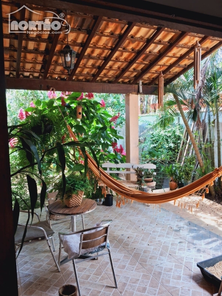 CASA A VENDA NO CARAVELAS EM ARMAÇÃO DOS BÚZIOS/RJ