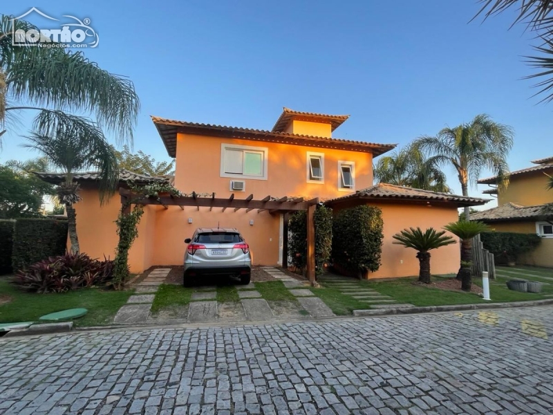 CASA A VENDA NO CENTRO (MANGUE) EM ARMAÇÃO DOS BÚZIOS/RJ