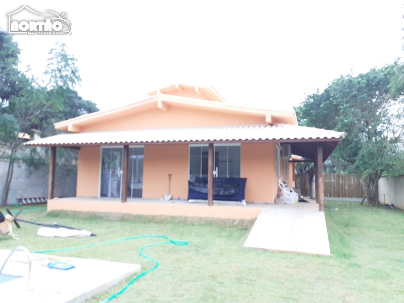 CASA A VENDA NO MARINA - RASA EM ARMAÇÃO DOS BÚZIOS/RJ