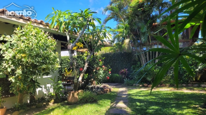 CASA A VENDA NO MANGUINHOS EM ARMAÇÃO DOS BÚZIOS/RJ