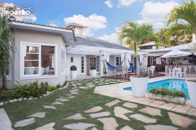 CASA A VENDA NO GERIBÁ EM ARMAÇÃO DOS BÚZIOS/RJ