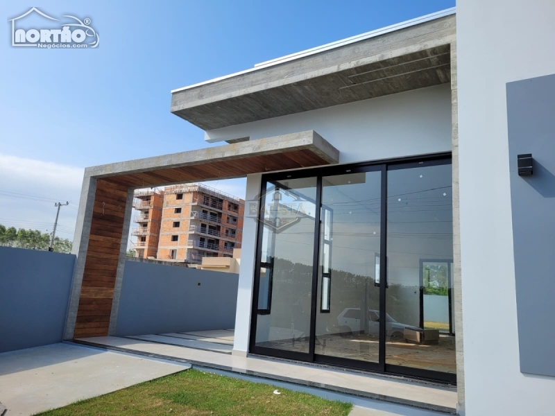 CASA a venda no BELA TORRES em Passo de Torres/SC