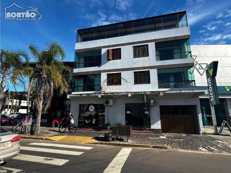 APARTAMENTO A VENDA NO CENTRO EM TORRES/RS
