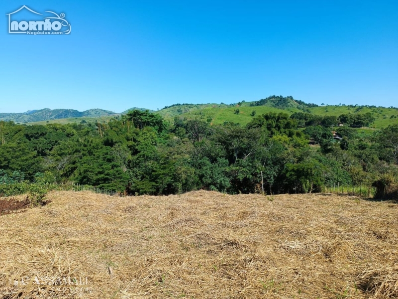 CHÁCARA a venda no ÁREA RURAL em Apiacá/ES