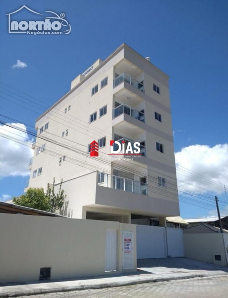 APARTAMENTO A VENDA NO PEREQUE EM PORTO BELO/SC