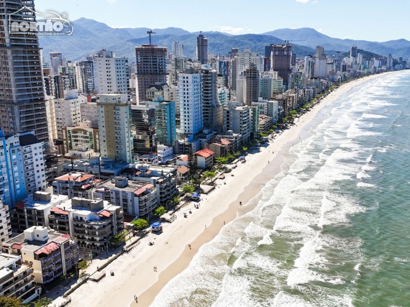 Apartamento para locação no MEIA PRAIA em Itapema/SC