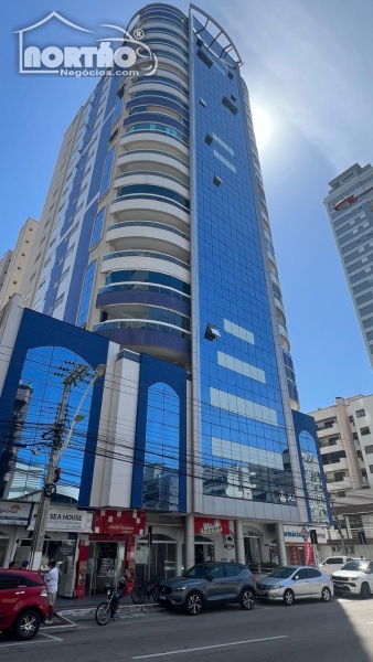 APARTAMENTO A VENDA NO MEIA PRAIA EM ITAPEMA/SC