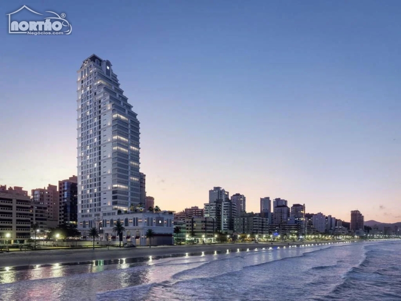 APARTAMENTO A VENDA NO MEIA PRAIA EM ITAPEMA/SC