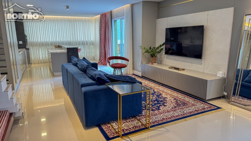 APARTAMENTO A VENDA NO MEIA PRAIA EM ITAPEMA/SC