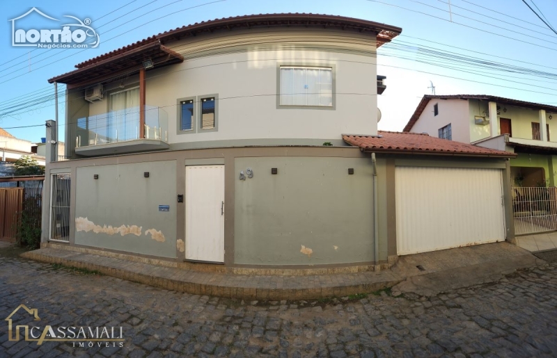 CASA A VENDA NO LIA MÁRCIA EM BOM JESUS DO ITABAPOANA/RJ