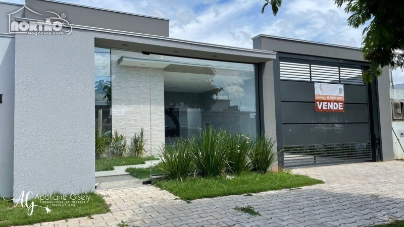 CASA a venda no JARDIM CURITIBA em Sinop/MT