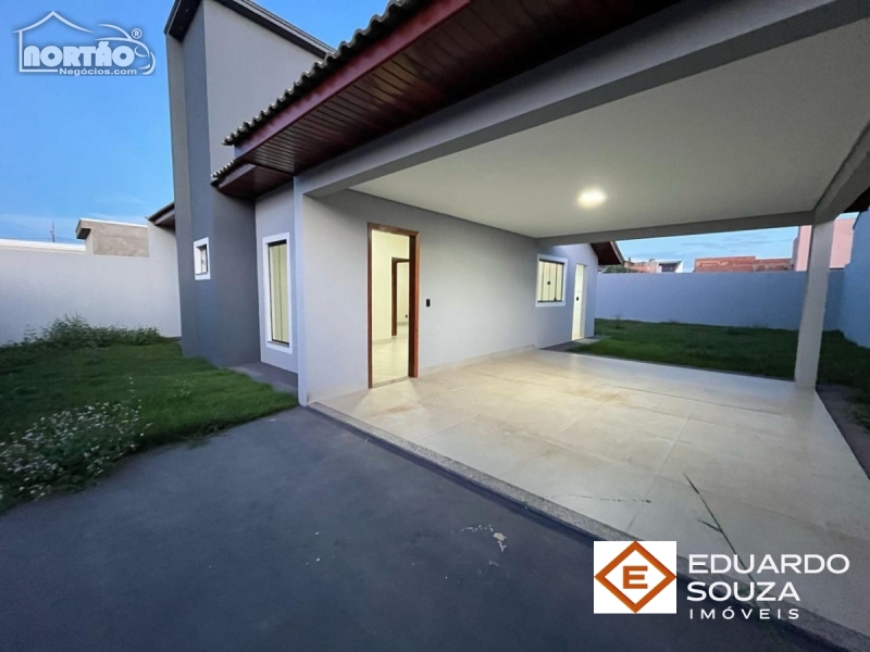 CASA A VENDA NO JARDIM LEBLON EM SINOP/MT