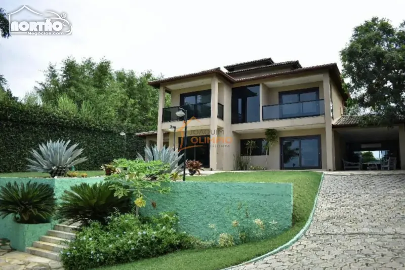 CASA PARA LOCAÇÃO NO FERRADURA EM ARMAÇÃO DOS BÚZIOS/RJ