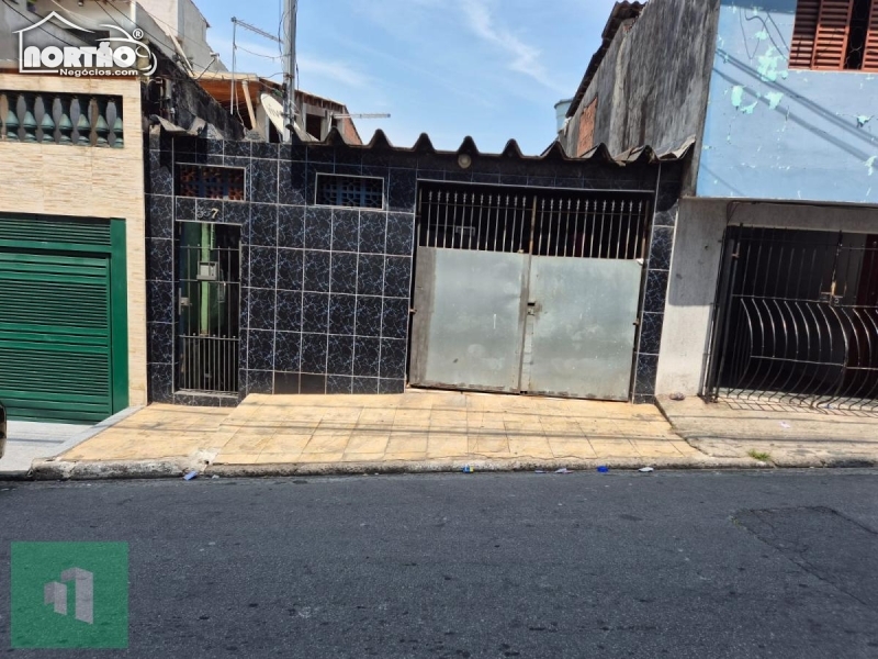 Casa a venda no CAMPANÁRIO em Diadema/SP